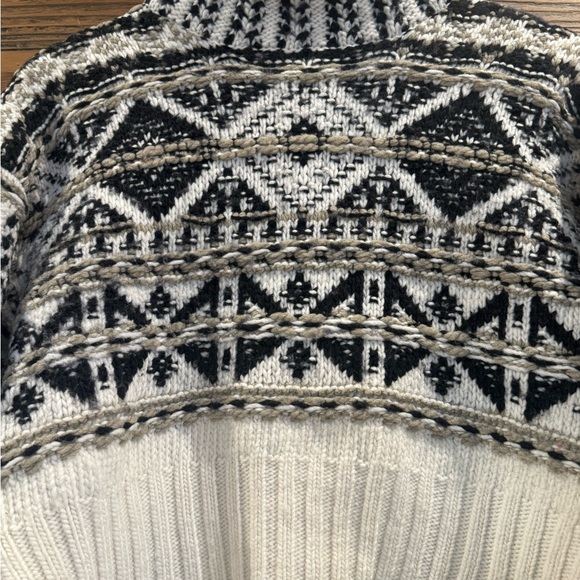 Splendid Cream and Black Turtleneck Chunky Sweater - Picture 8 of 16